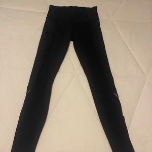28’’ navy lululemon legging with reflectors size 4